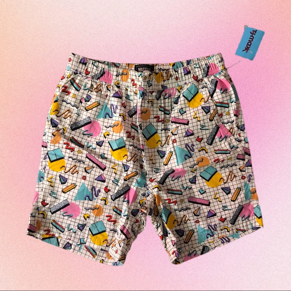 Retro print shorts *part of a set*